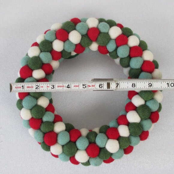 TRADER JOE'S HANDCRAFTED FELTED WOOL WREATH + 2 TJ'S TOTES - Picture 10 of 16